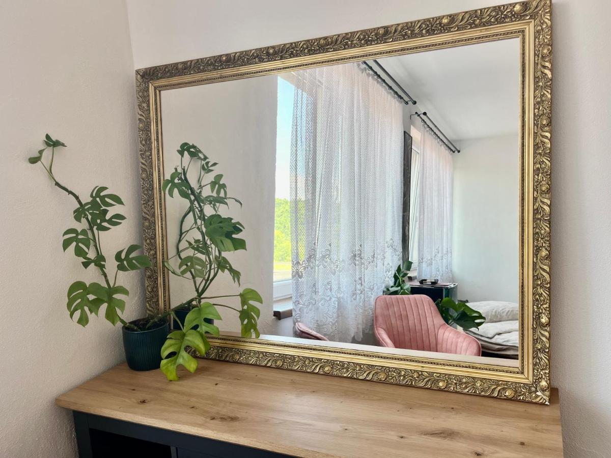 Monstera I Appartement Kolín Buitenkant foto